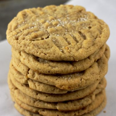 These Classic Peanut Butter Cookies are simple and delicious! A family favorite!